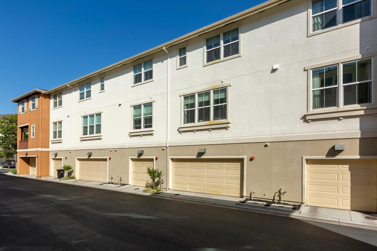 Detail Gallery Image 21 of 26 For 5575 Azalea Way, Newark,  CA 94560 - 3 Beds | 3/1 Baths