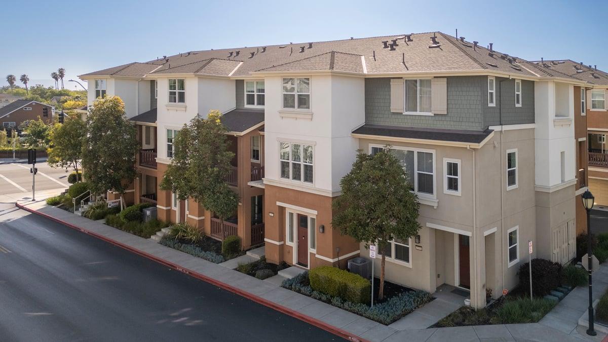 Detail Gallery Image 25 of 26 For 5575 Azalea Way, Newark,  CA 94560 - 3 Beds | 3/1 Baths