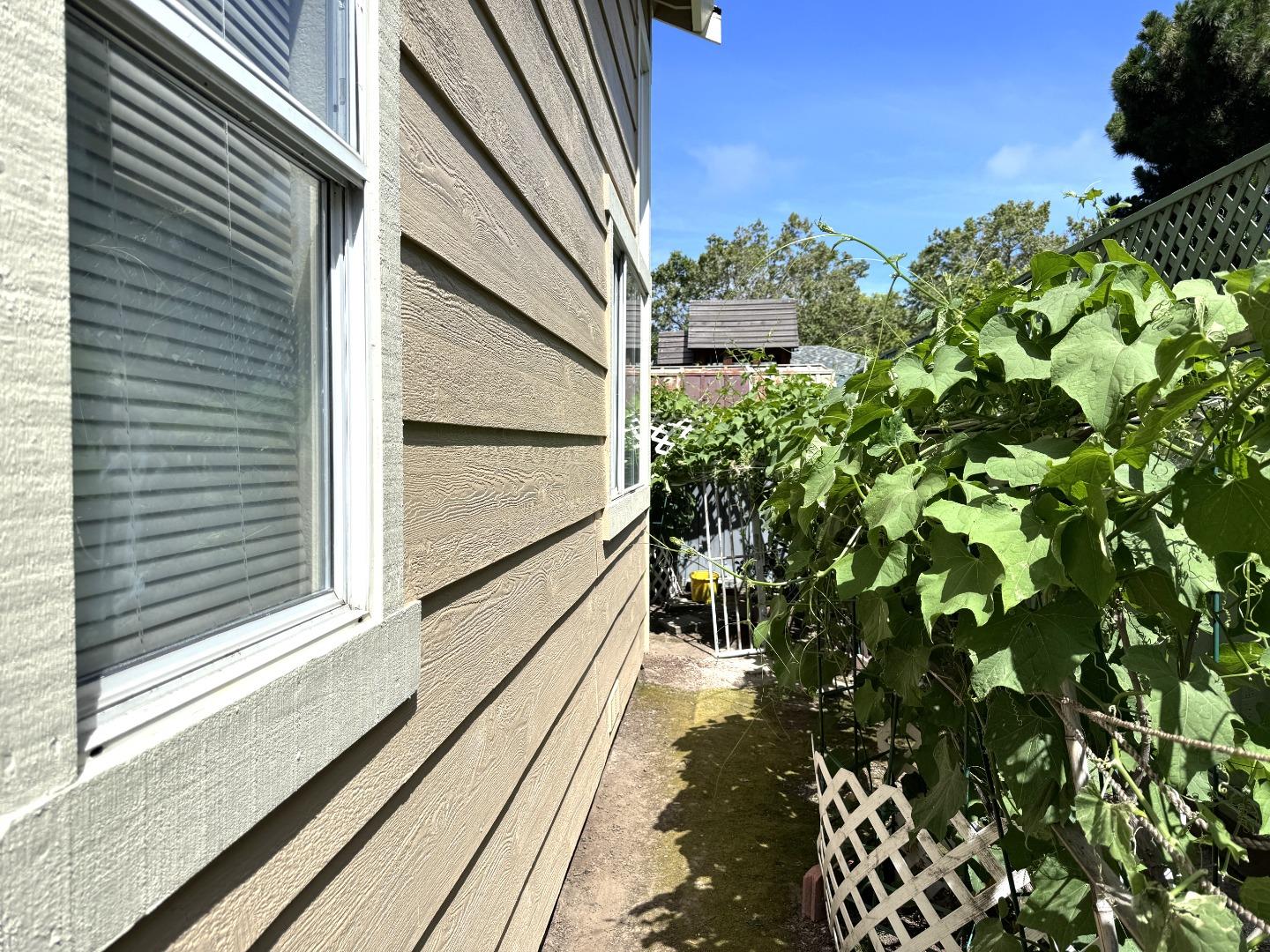 Detail Gallery Image 24 of 25 For 99 Austin Ave, Hayward,  CA 94544 - 4 Beds | 2/1 Baths