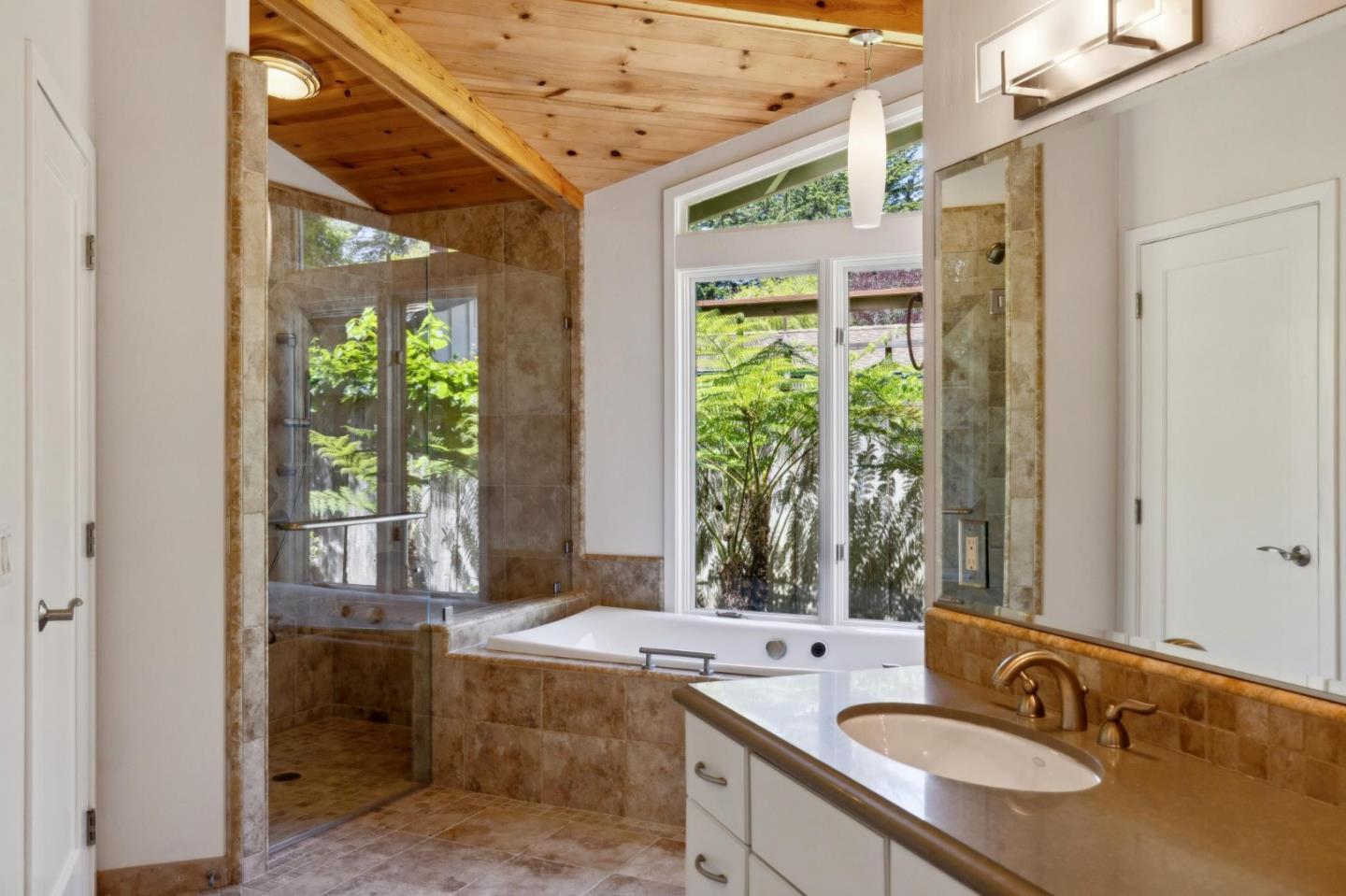 Detail Gallery Image 29 of 61 For 219 Crocker Ave, Pacific Grove,  CA 93950 - 4 Beds | 2 Baths