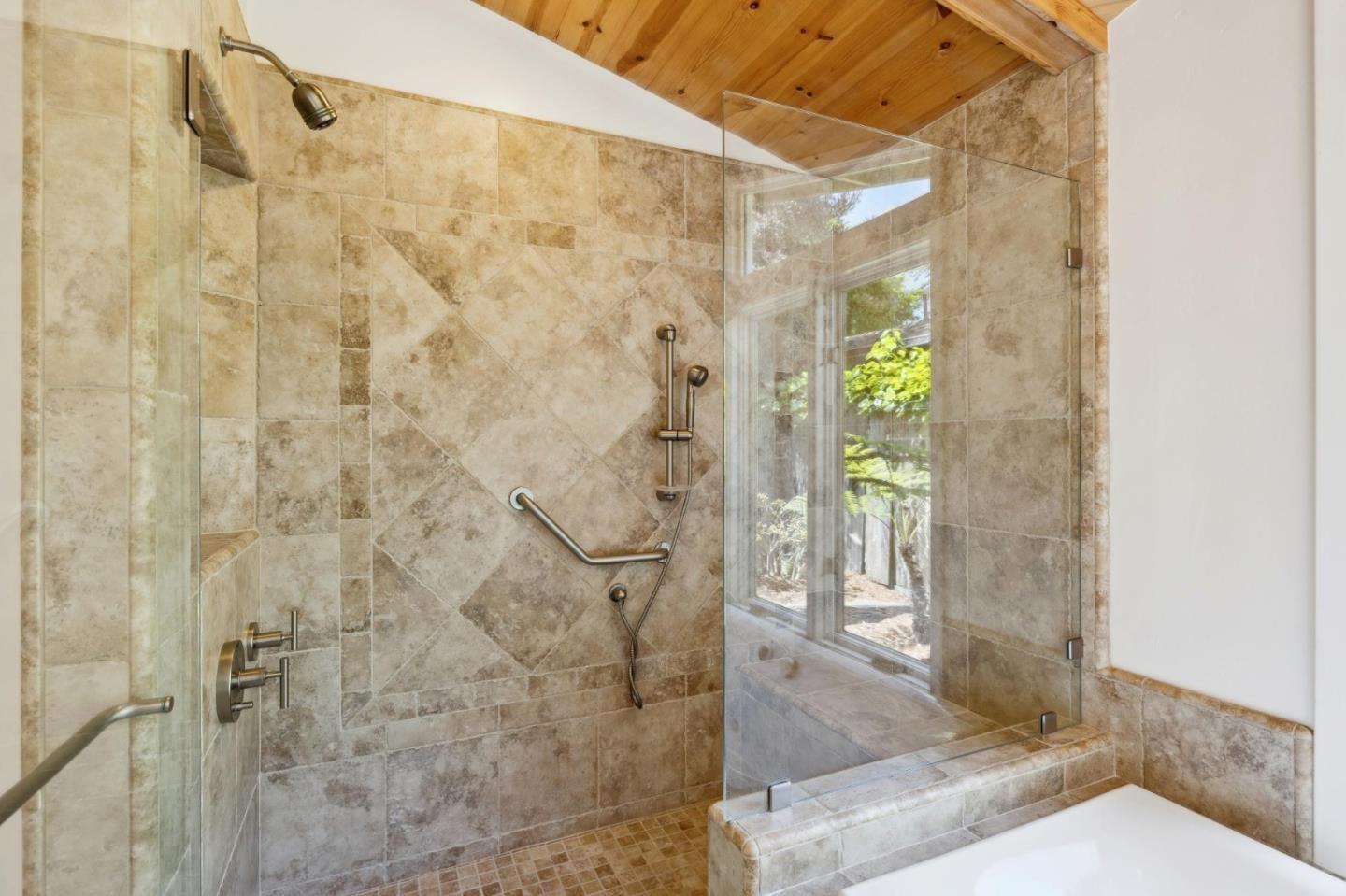 Detail Gallery Image 32 of 61 For 219 Crocker Ave, Pacific Grove,  CA 93950 - 4 Beds | 2 Baths