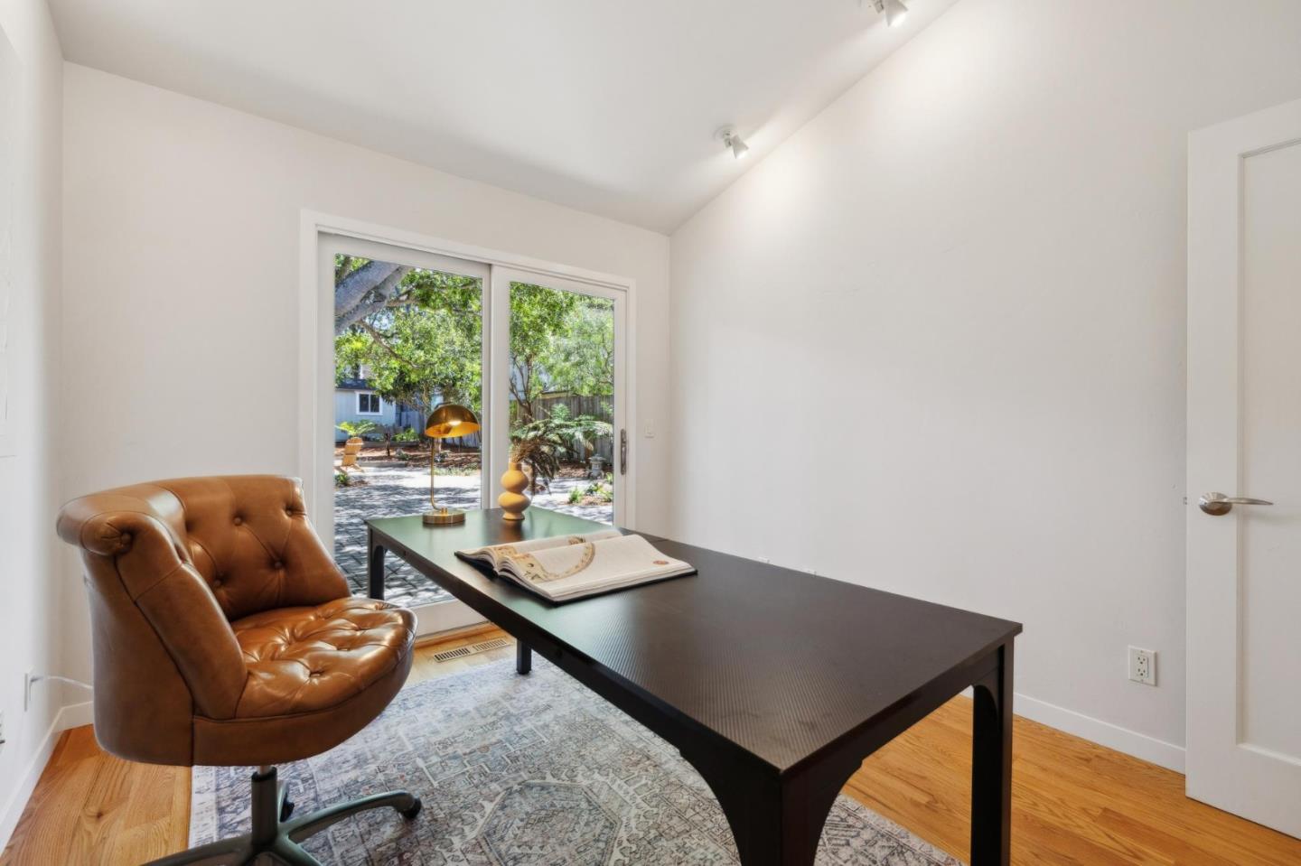 Detail Gallery Image 41 of 61 For 219 Crocker Ave, Pacific Grove,  CA 93950 - 4 Beds | 2 Baths