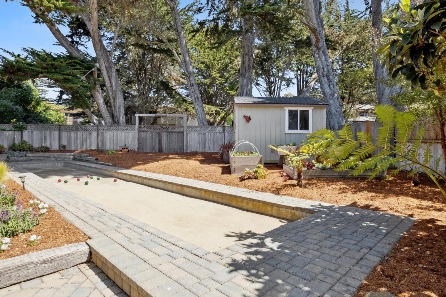 Detail Gallery Image 51 of 61 For 219 Crocker Ave, Pacific Grove,  CA 93950 - 4 Beds | 2 Baths
