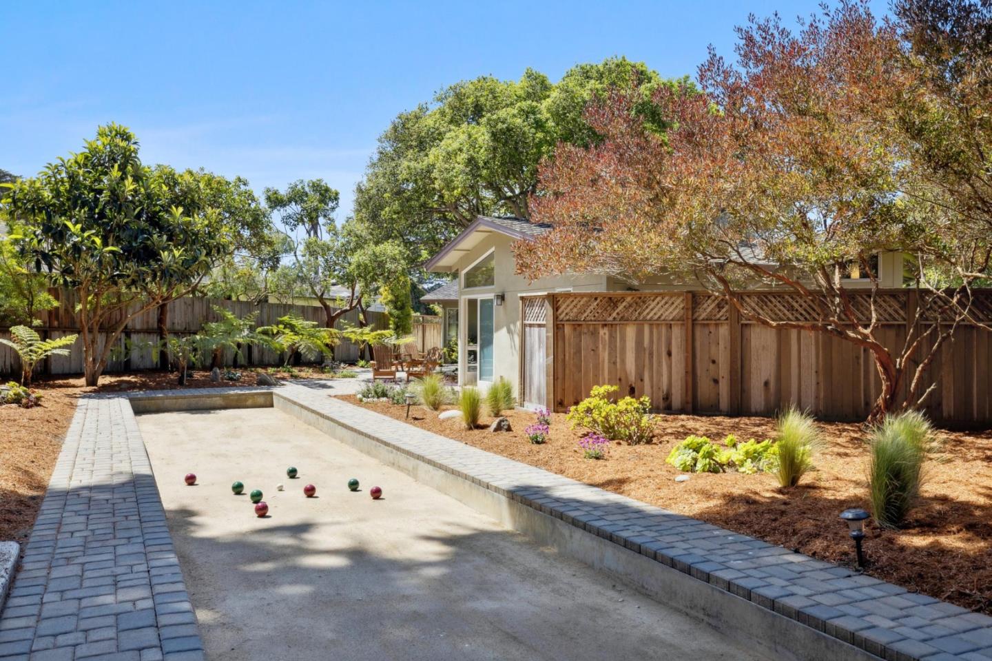 Detail Gallery Image 56 of 61 For 219 Crocker Ave, Pacific Grove,  CA 93950 - 4 Beds | 2 Baths