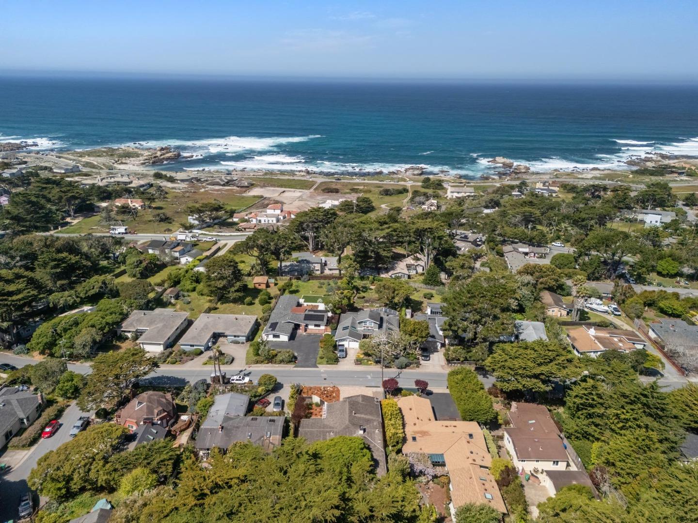 Detail Gallery Image 57 of 61 For 219 Crocker Ave, Pacific Grove,  CA 93950 - 4 Beds | 2 Baths