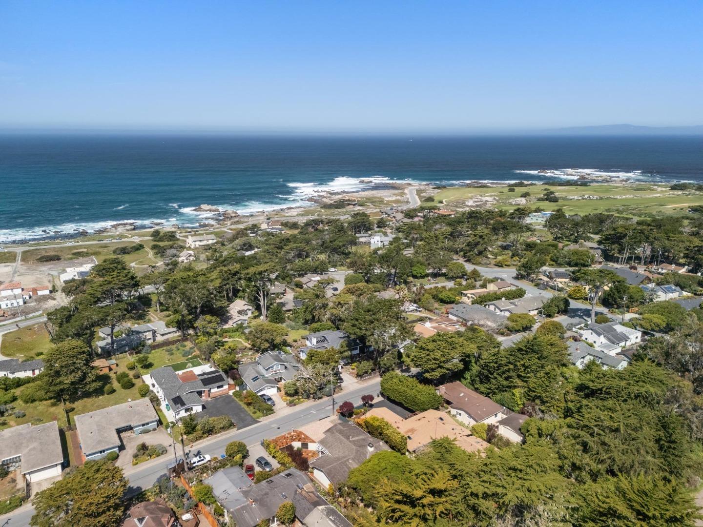 Detail Gallery Image 58 of 61 For 219 Crocker Ave, Pacific Grove,  CA 93950 - 4 Beds | 2 Baths