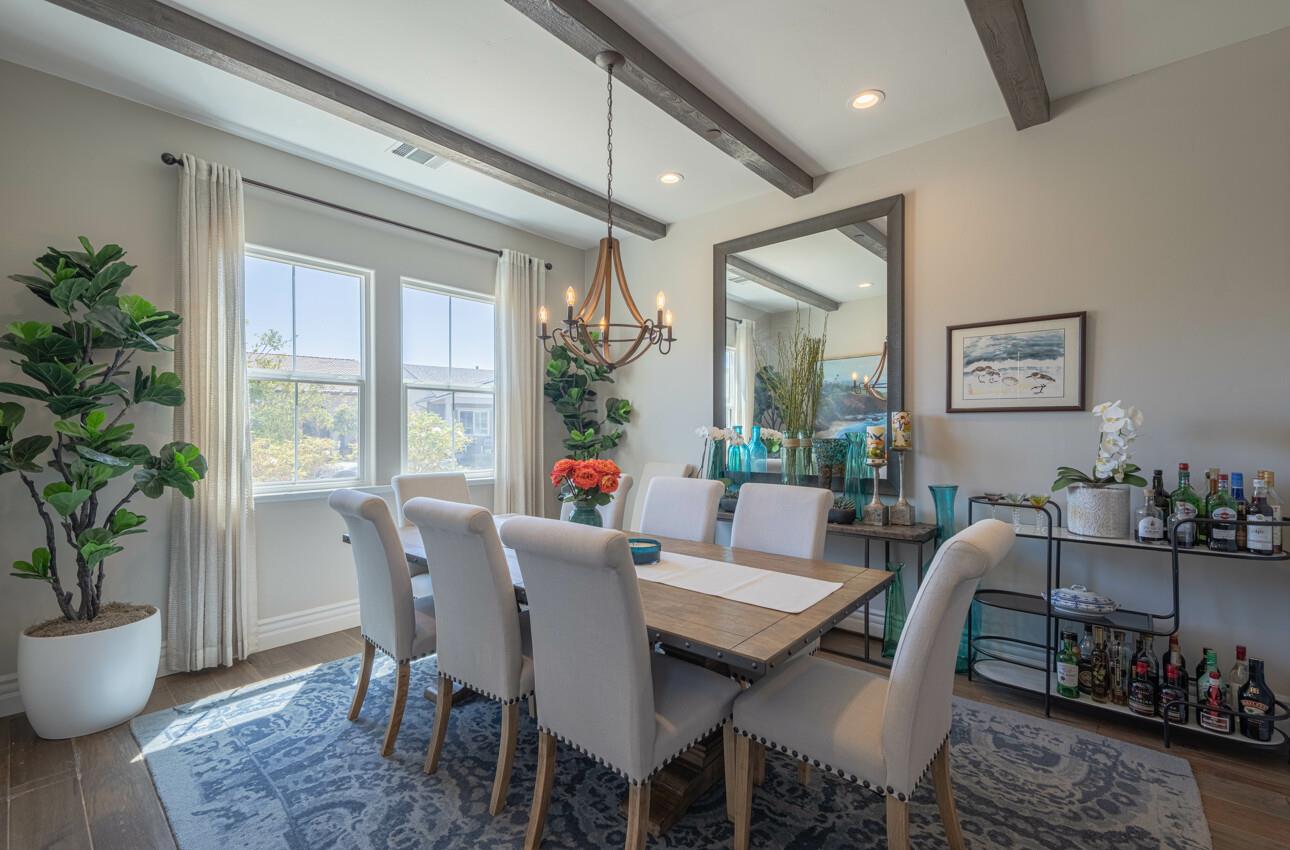 Detail Gallery Image 11 of 76 For 2967 Garnet Way, Marina,  CA 93933 - 5 Beds | 4/1 Baths