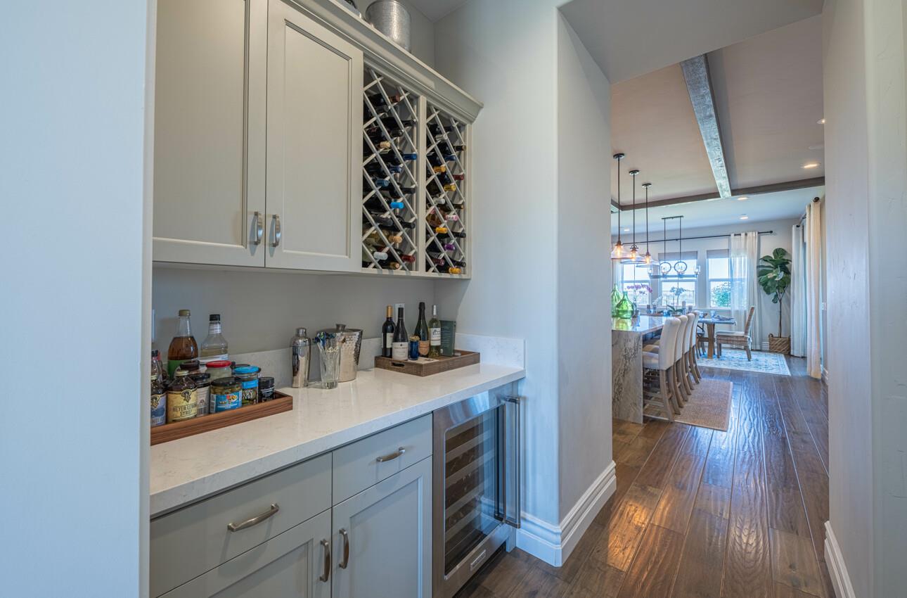 Detail Gallery Image 13 of 76 For 2967 Garnet Way, Marina,  CA 93933 - 5 Beds | 4/1 Baths