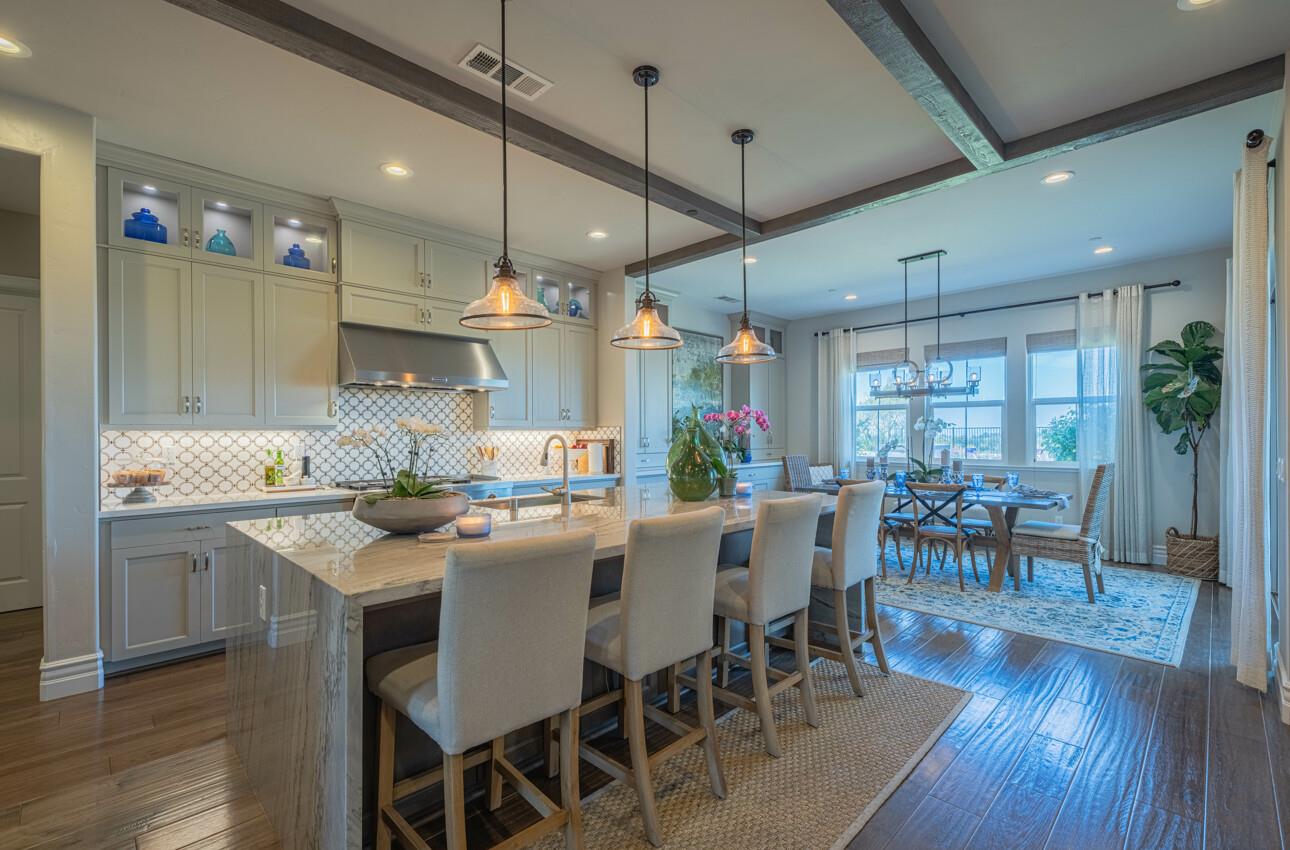 Detail Gallery Image 14 of 76 For 2967 Garnet Way, Marina,  CA 93933 - 5 Beds | 4/1 Baths