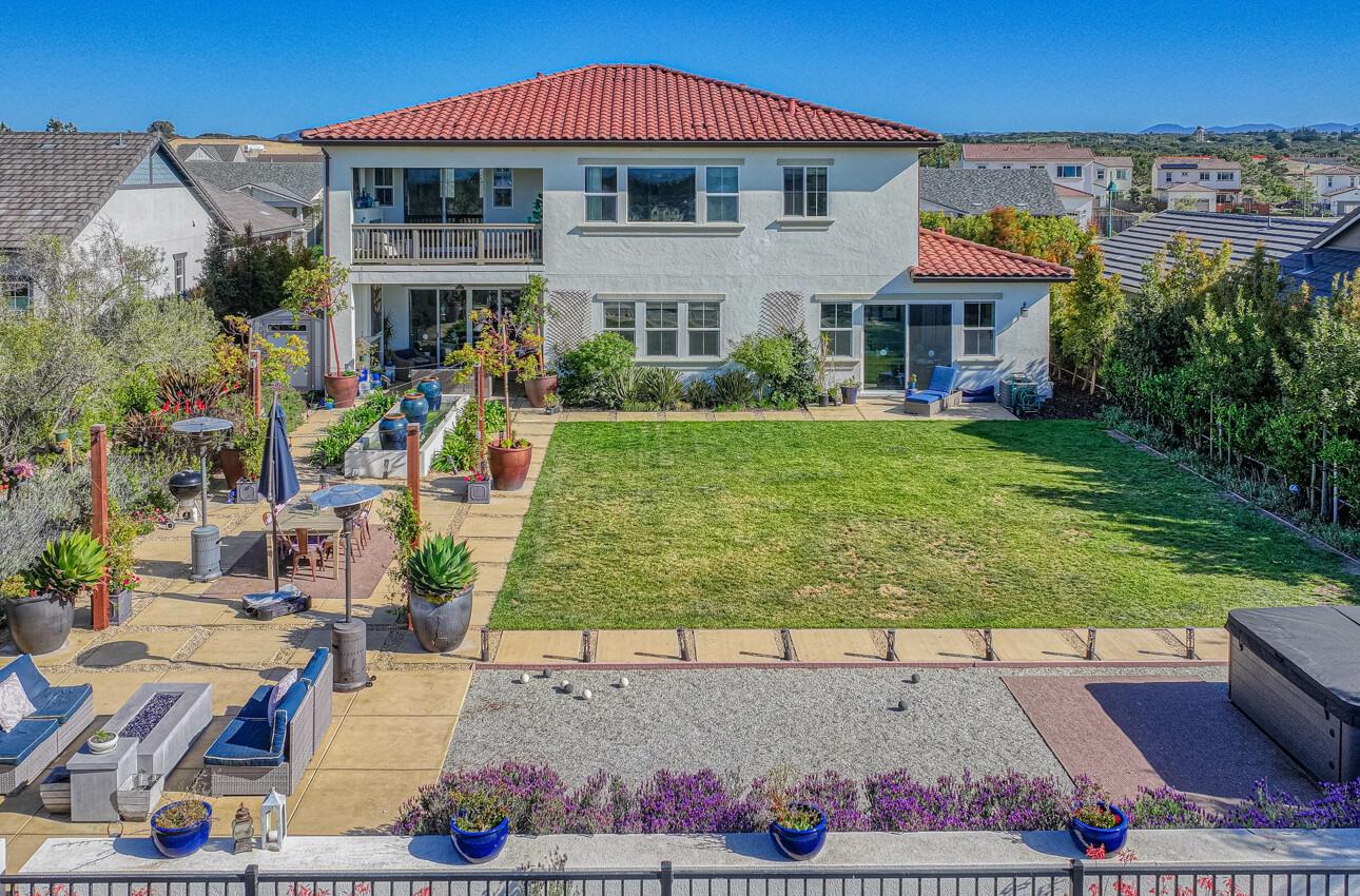 Detail Gallery Image 2 of 76 For 2967 Garnet Way, Marina,  CA 93933 - 5 Beds | 4/1 Baths