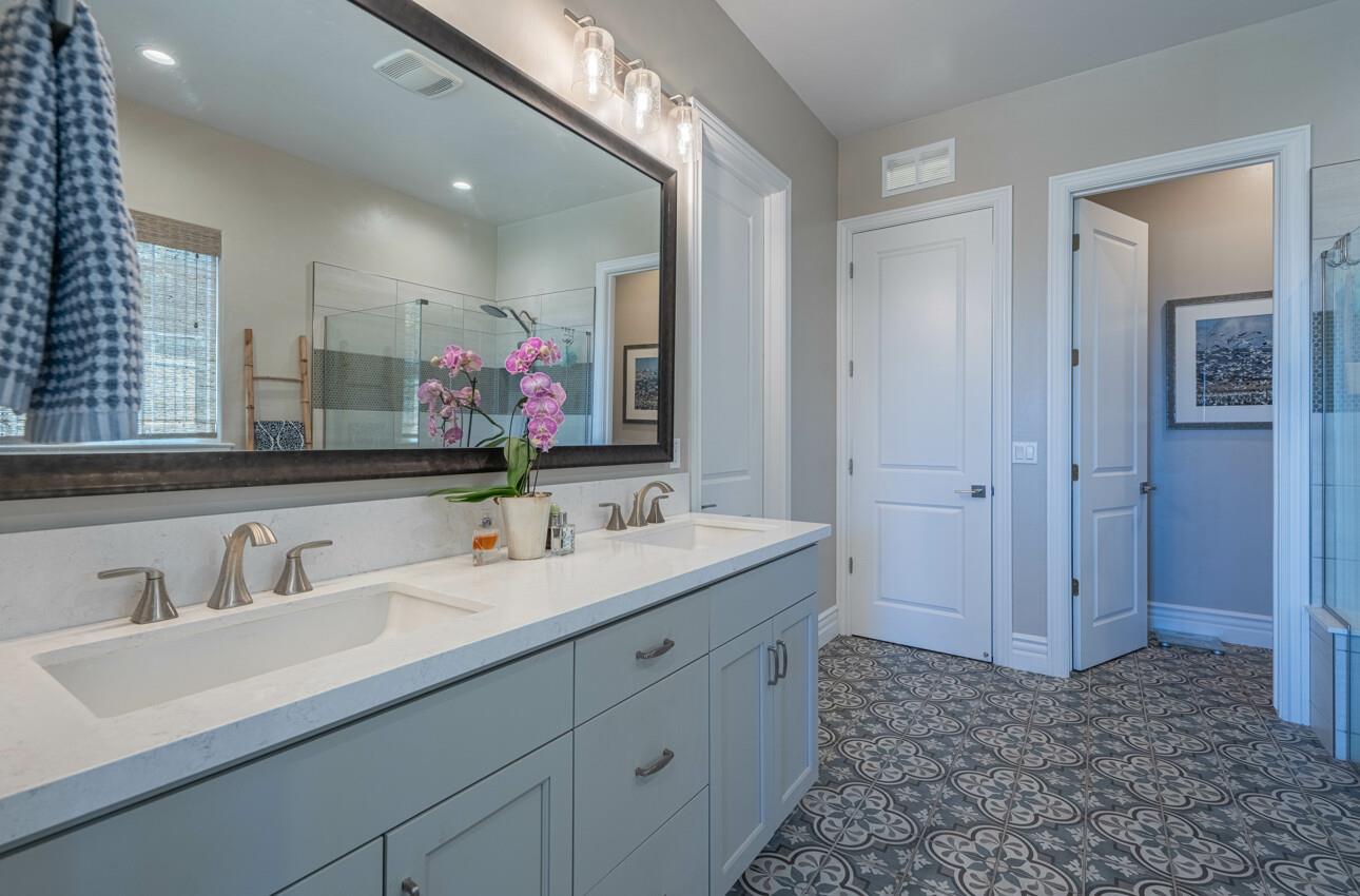 Detail Gallery Image 32 of 76 For 2967 Garnet Way, Marina,  CA 93933 - 5 Beds | 4/1 Baths
