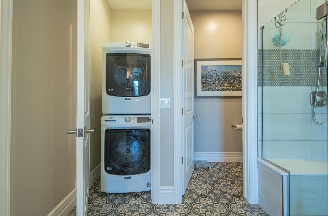 Detail Gallery Image 35 of 76 For 2967 Garnet Way, Marina,  CA 93933 - 5 Beds | 4/1 Baths