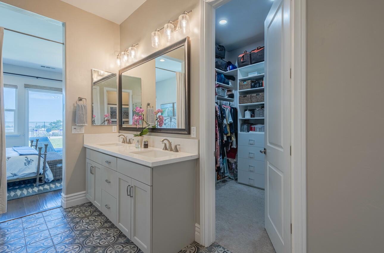 Detail Gallery Image 36 of 76 For 2967 Garnet Way, Marina,  CA 93933 - 5 Beds | 4/1 Baths