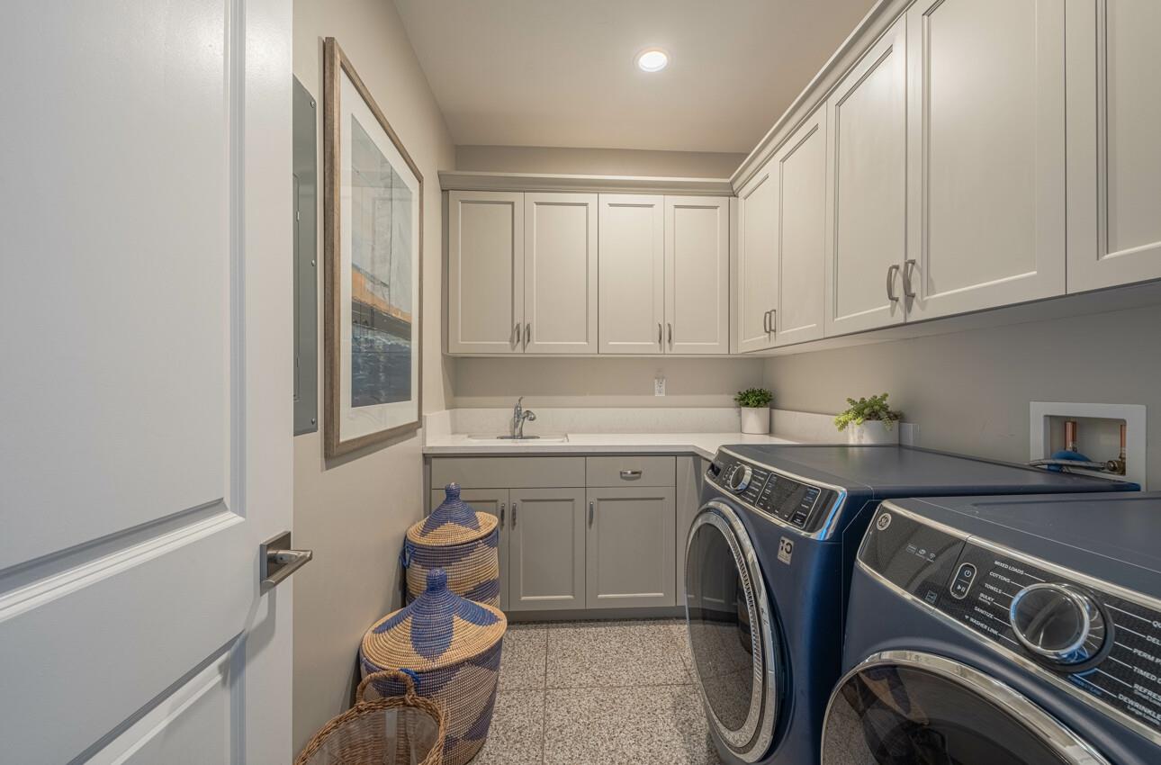 Detail Gallery Image 59 of 76 For 2967 Garnet Way, Marina,  CA 93933 - 5 Beds | 4/1 Baths