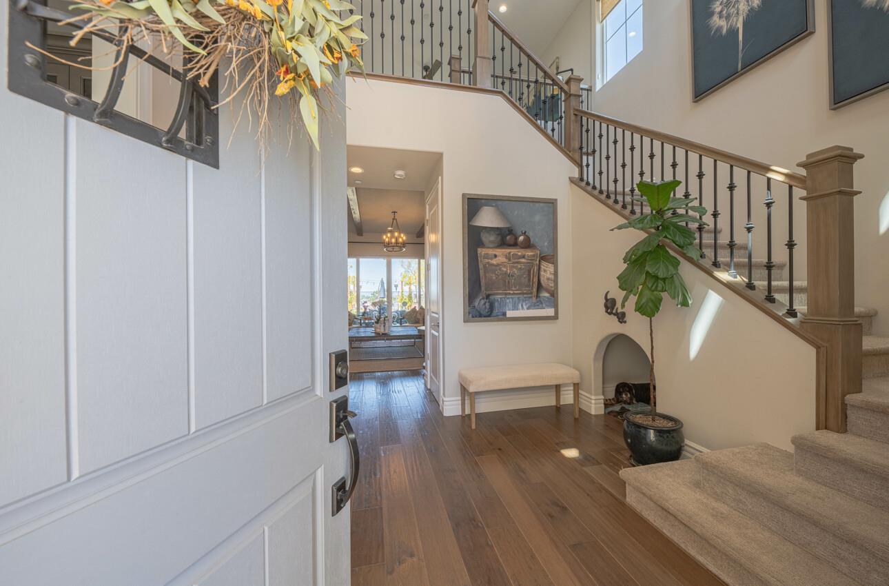 Detail Gallery Image 8 of 76 For 2967 Garnet Way, Marina,  CA 93933 - 5 Beds | 4/1 Baths