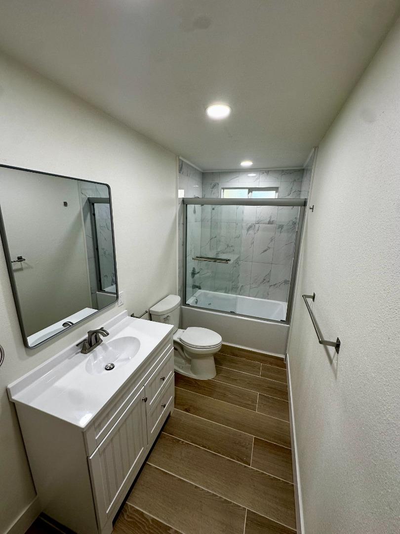 Detail Gallery Image 8 of 12 For 324 Hutchison Dr, Greenfield,  CA 93927 - 3 Beds | 2 Baths