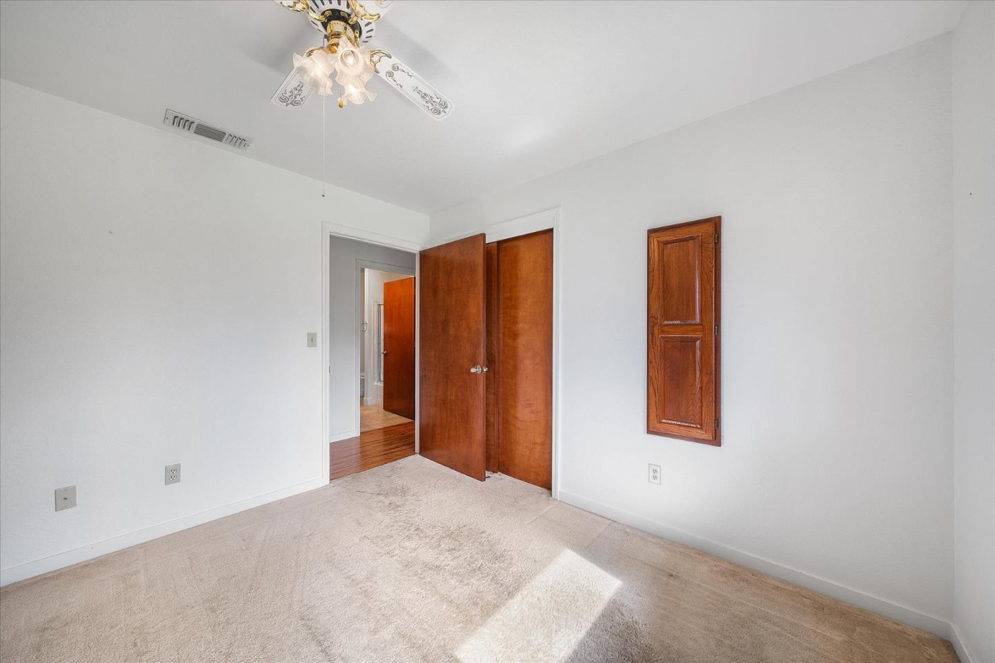 Detail Gallery Image 24 of 57 For 19862 Paso Robles Ave, Redding,  CA 96003 - 3 Beds | 2 Baths