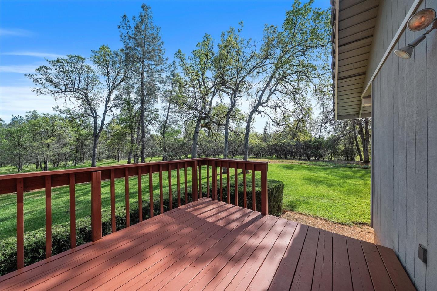 Detail Gallery Image 38 of 57 For 19862 Paso Robles Ave, Redding,  CA 96003 - 3 Beds | 2 Baths