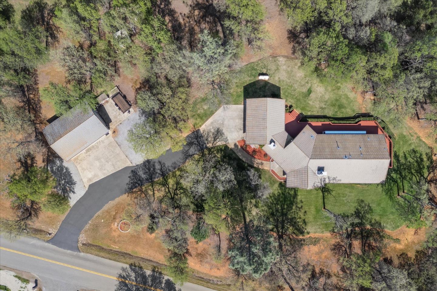 Detail Gallery Image 52 of 57 For 19862 Paso Robles Ave, Redding,  CA 96003 - 3 Beds | 2 Baths