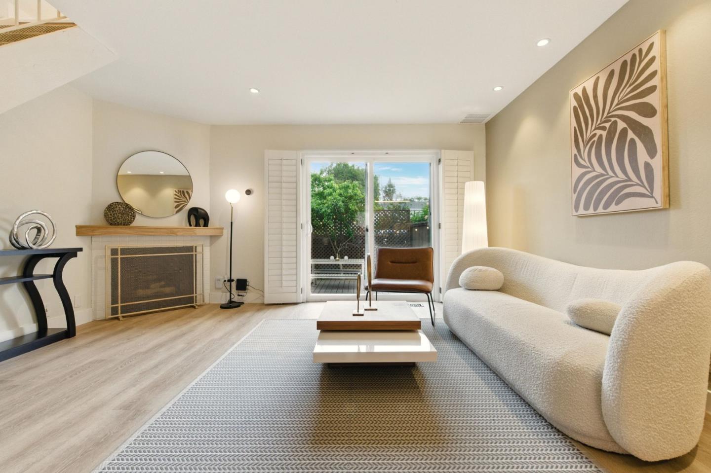 Detail Gallery Image 14 of 51 For 415 Oak Ave, Redwood City,  CA 94061 - 2 Beds | 1/1 Baths