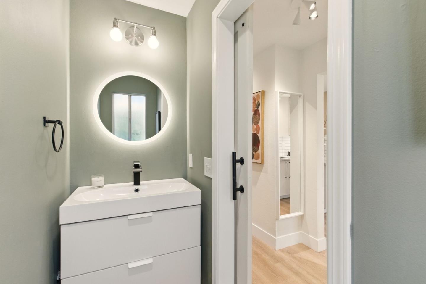Detail Gallery Image 18 of 51 For 415 Oak Ave, Redwood City,  CA 94061 - 2 Beds | 1/1 Baths