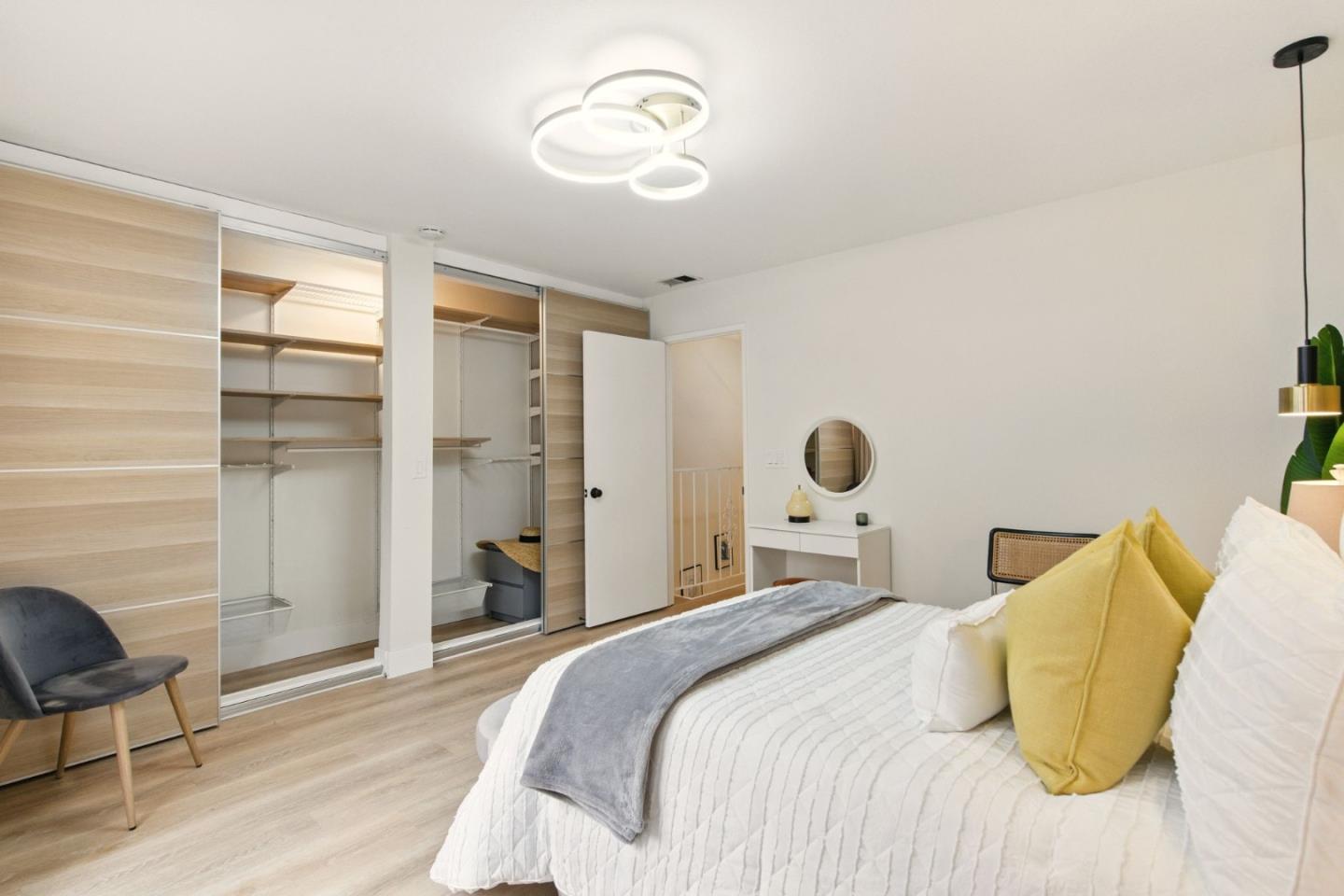 Detail Gallery Image 22 of 51 For 415 Oak Ave, Redwood City,  CA 94061 - 2 Beds | 1/1 Baths