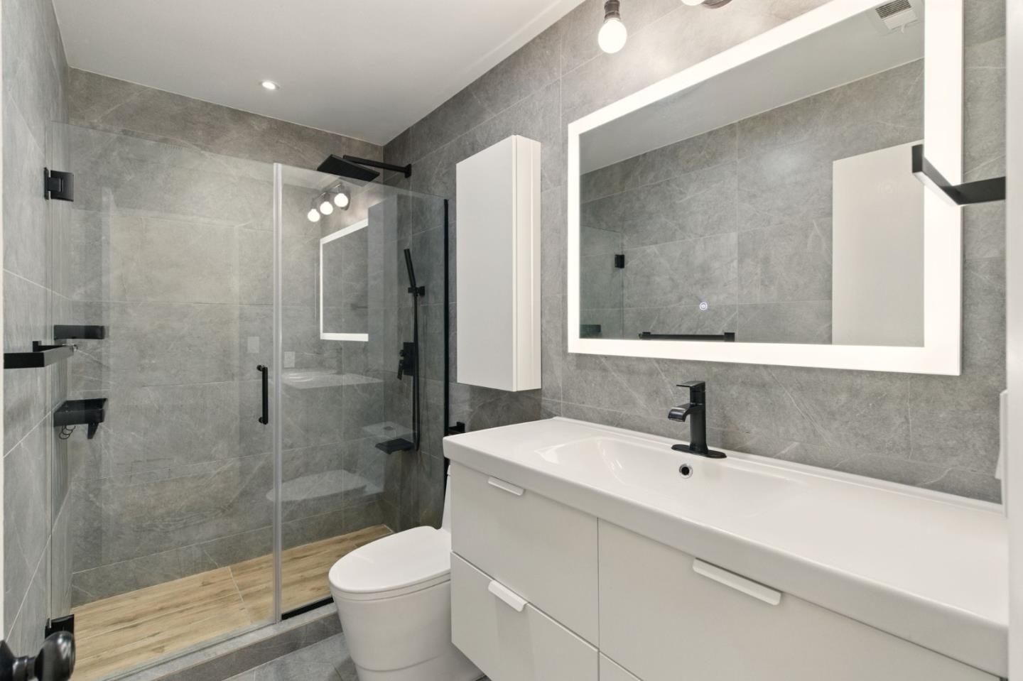Detail Gallery Image 23 of 51 For 415 Oak Ave, Redwood City,  CA 94061 - 2 Beds | 1/1 Baths