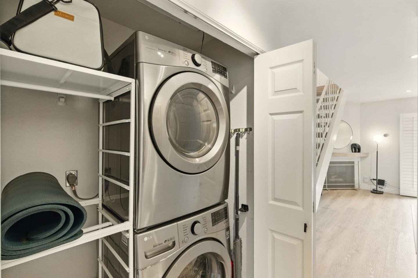 Detail Gallery Image 30 of 51 For 415 Oak Ave, Redwood City,  CA 94061 - 2 Beds | 1/1 Baths