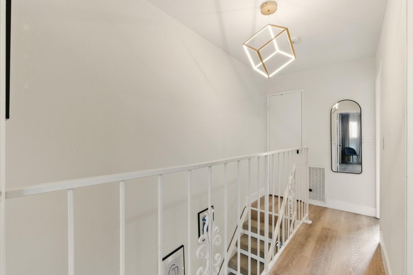 Detail Gallery Image 32 of 51 For 415 Oak Ave, Redwood City,  CA 94061 - 2 Beds | 1/1 Baths