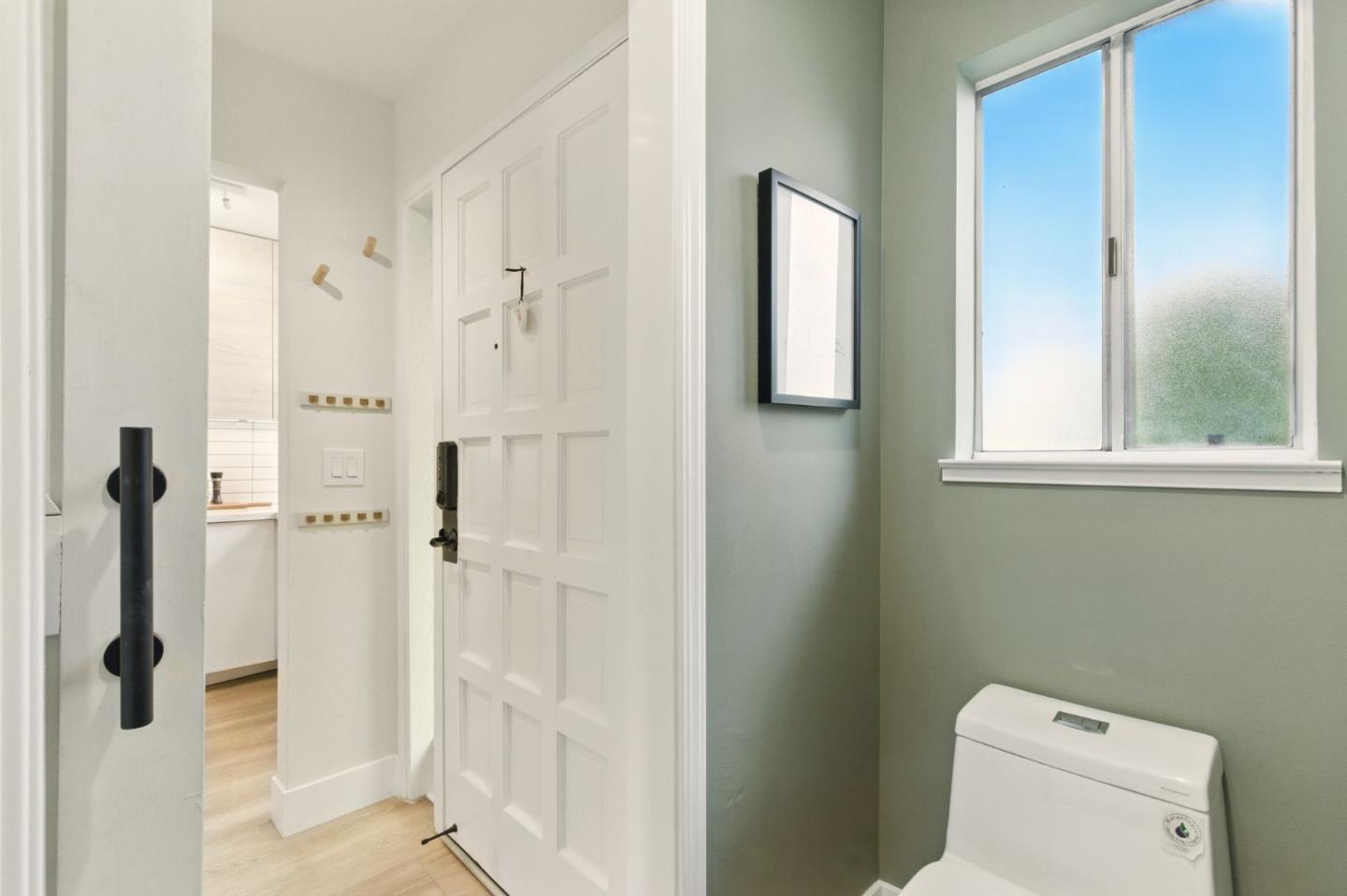 Detail Gallery Image 34 of 51 For 415 Oak Ave, Redwood City,  CA 94061 - 2 Beds | 1/1 Baths