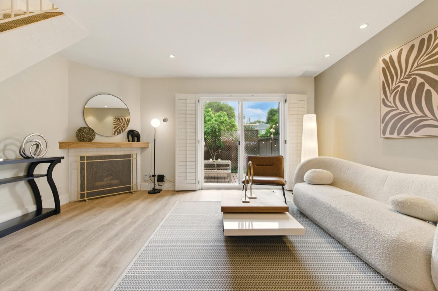 Detail Gallery Image 4 of 51 For 415 Oak Ave, Redwood City,  CA 94061 - 2 Beds | 1/1 Baths