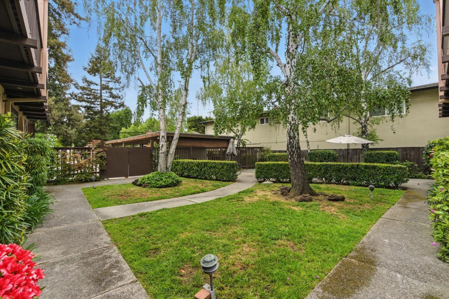 Detail Gallery Image 45 of 51 For 415 Oak Ave, Redwood City,  CA 94061 - 2 Beds | 1/1 Baths