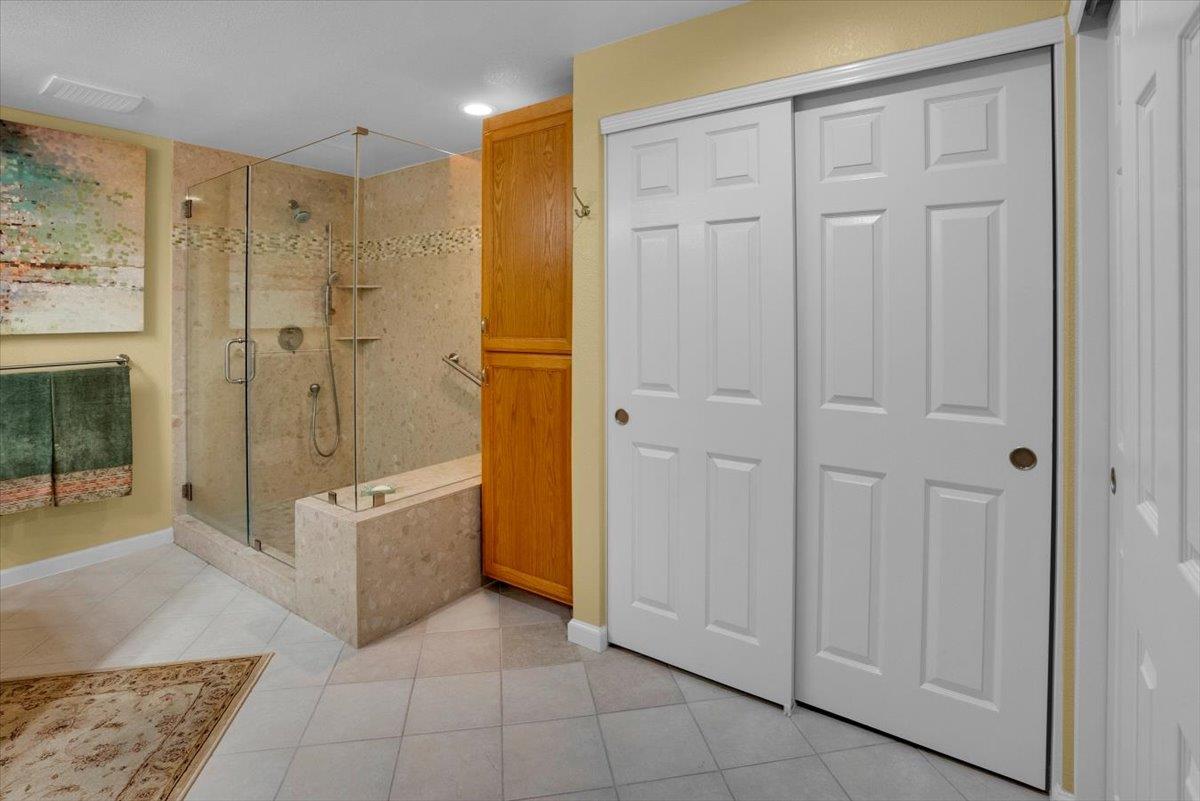Detail Gallery Image 14 of 31 For 7812 Prestwick Cir, San Jose,  CA 95135 - 2 Beds | 2 Baths
