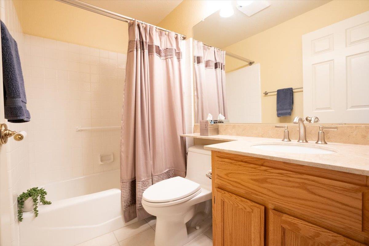 Detail Gallery Image 16 of 31 For 7812 Prestwick Cir, San Jose,  CA 95135 - 2 Beds | 2 Baths