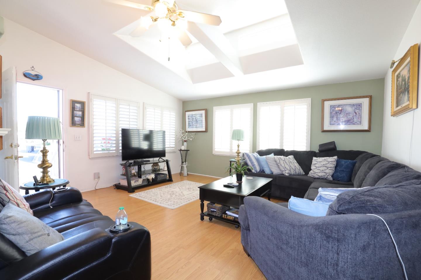 Detail Gallery Image 3 of 43 For 3300 Narvaez Ave #53,  San Jose,  CA 95136 - 3 Beds | 2 Baths
