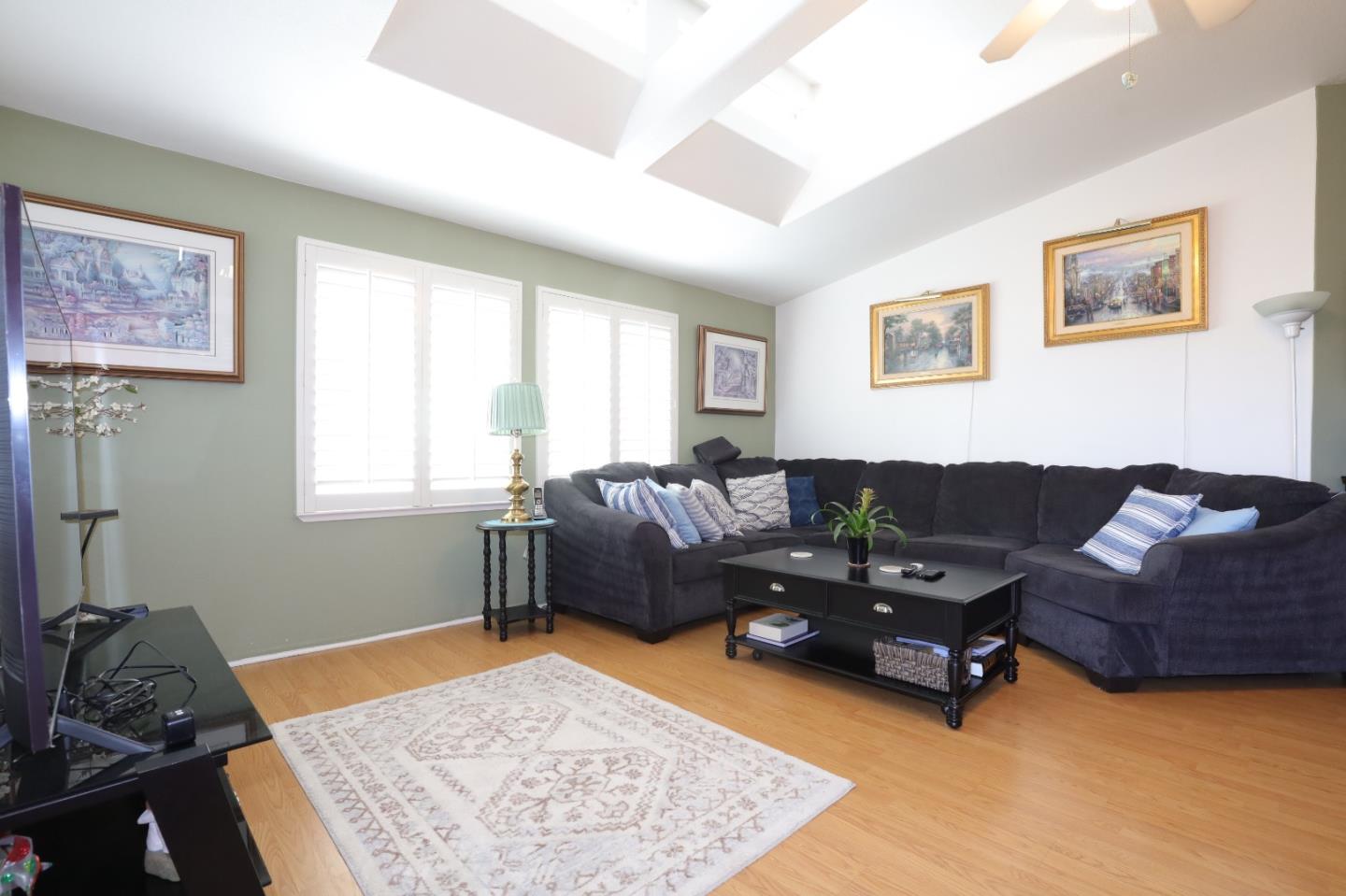 Detail Gallery Image 4 of 43 For 3300 Narvaez Ave #53,  San Jose,  CA 95136 - 3 Beds | 2 Baths