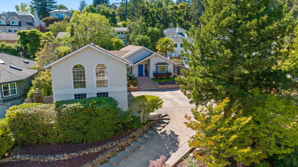 Detail Gallery Image 2 of 49 For 405 Esmeralda Dr, Santa Cruz,  CA 95060 - 4 Beds | 3 Baths