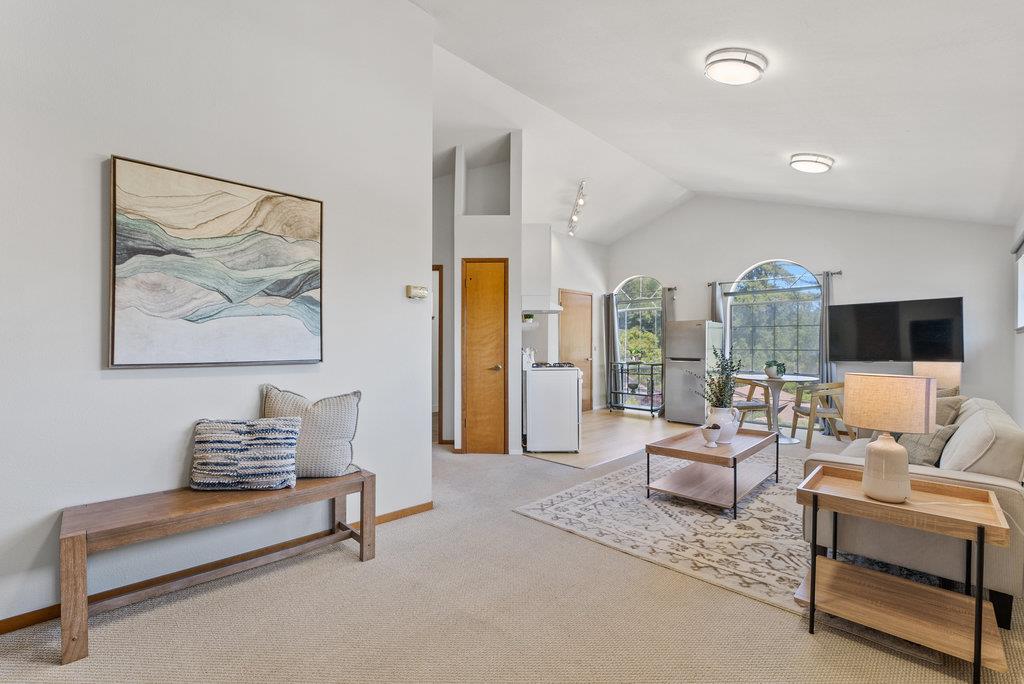 Detail Gallery Image 28 of 49 For 405 Esmeralda Dr, Santa Cruz,  CA 95060 - 4 Beds | 3 Baths