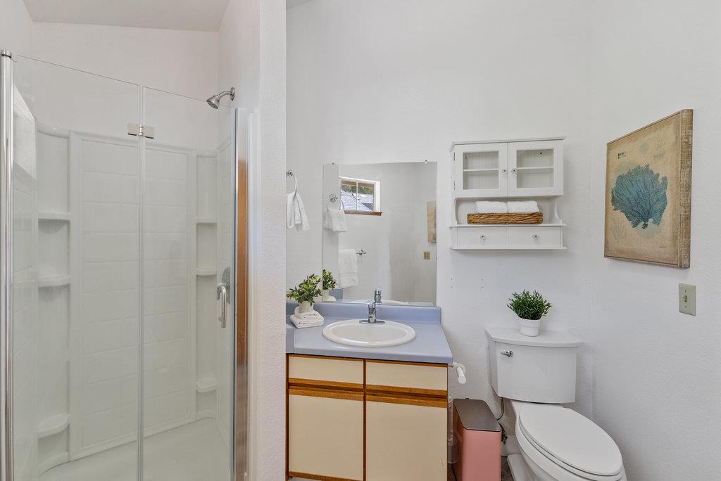 Detail Gallery Image 32 of 49 For 405 Esmeralda Dr, Santa Cruz,  CA 95060 - 4 Beds | 3 Baths
