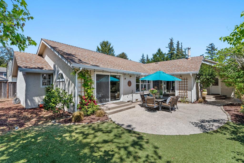 Detail Gallery Image 34 of 49 For 405 Esmeralda Dr, Santa Cruz,  CA 95060 - 4 Beds | 3 Baths