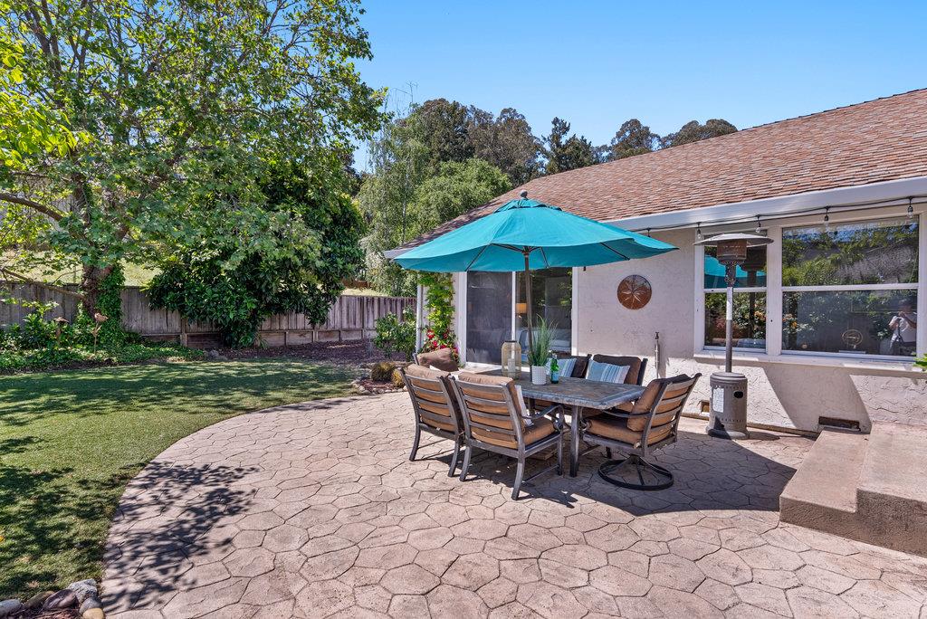 Detail Gallery Image 37 of 49 For 405 Esmeralda Dr, Santa Cruz,  CA 95060 - 4 Beds | 3 Baths