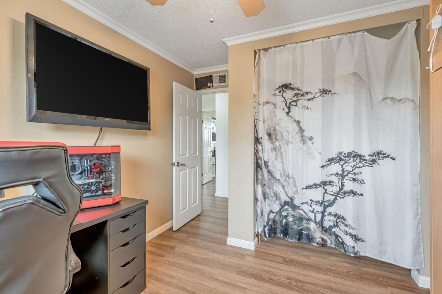 Detail Gallery Image 19 of 35 For 5684 Calpine Dr, San Jose,  CA 95123 - 3 Beds | 2/1 Baths