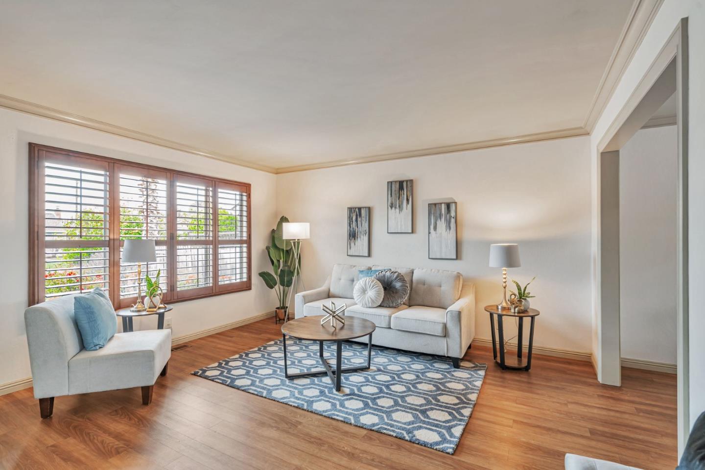 Detail Gallery Image 6 of 35 For 5684 Calpine Dr, San Jose,  CA 95123 - 3 Beds | 2/1 Baths