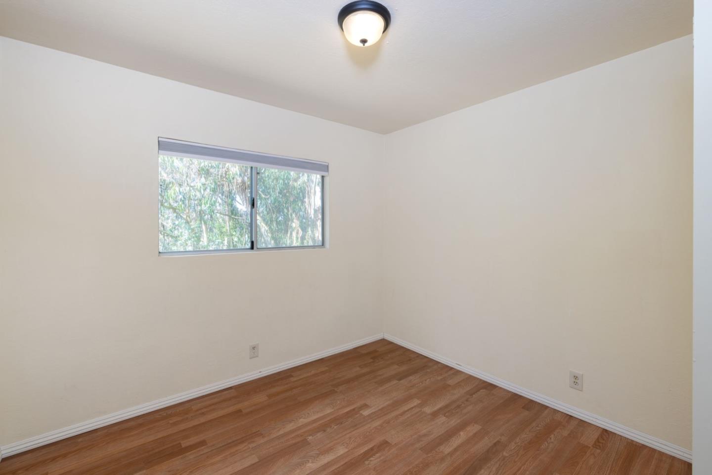 Detail Gallery Image 12 of 37 For 14440 Ridgecrest Rd, Royal Oaks,  CA 95076 - 4 Beds | 3 Baths