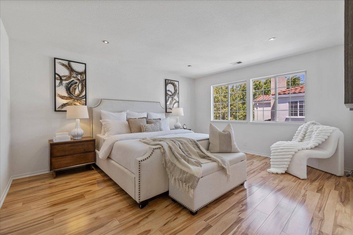 Detail Gallery Image 11 of 29 For 7003 Silver Brook Ct, San Jose,  CA 95120 - 4 Beds | 3 Baths
