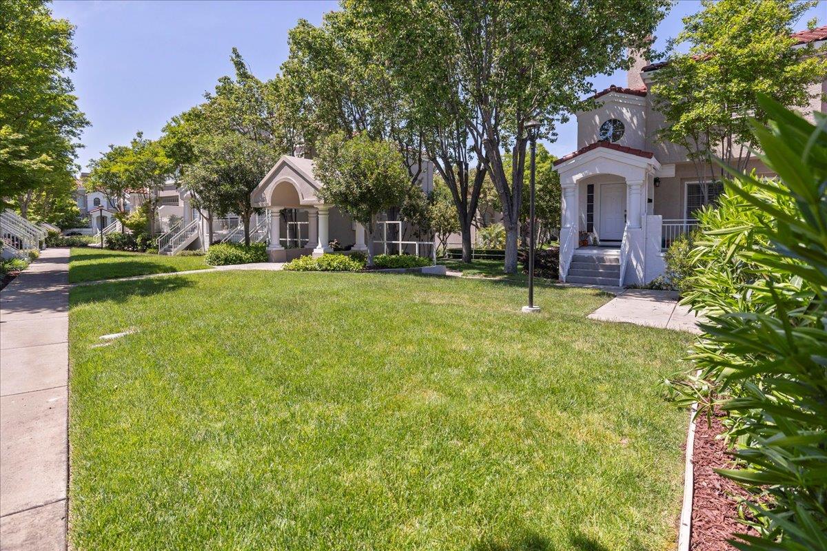 Detail Gallery Image 26 of 29 For 7003 Silver Brook Ct, San Jose,  CA 95120 - 4 Beds | 3 Baths