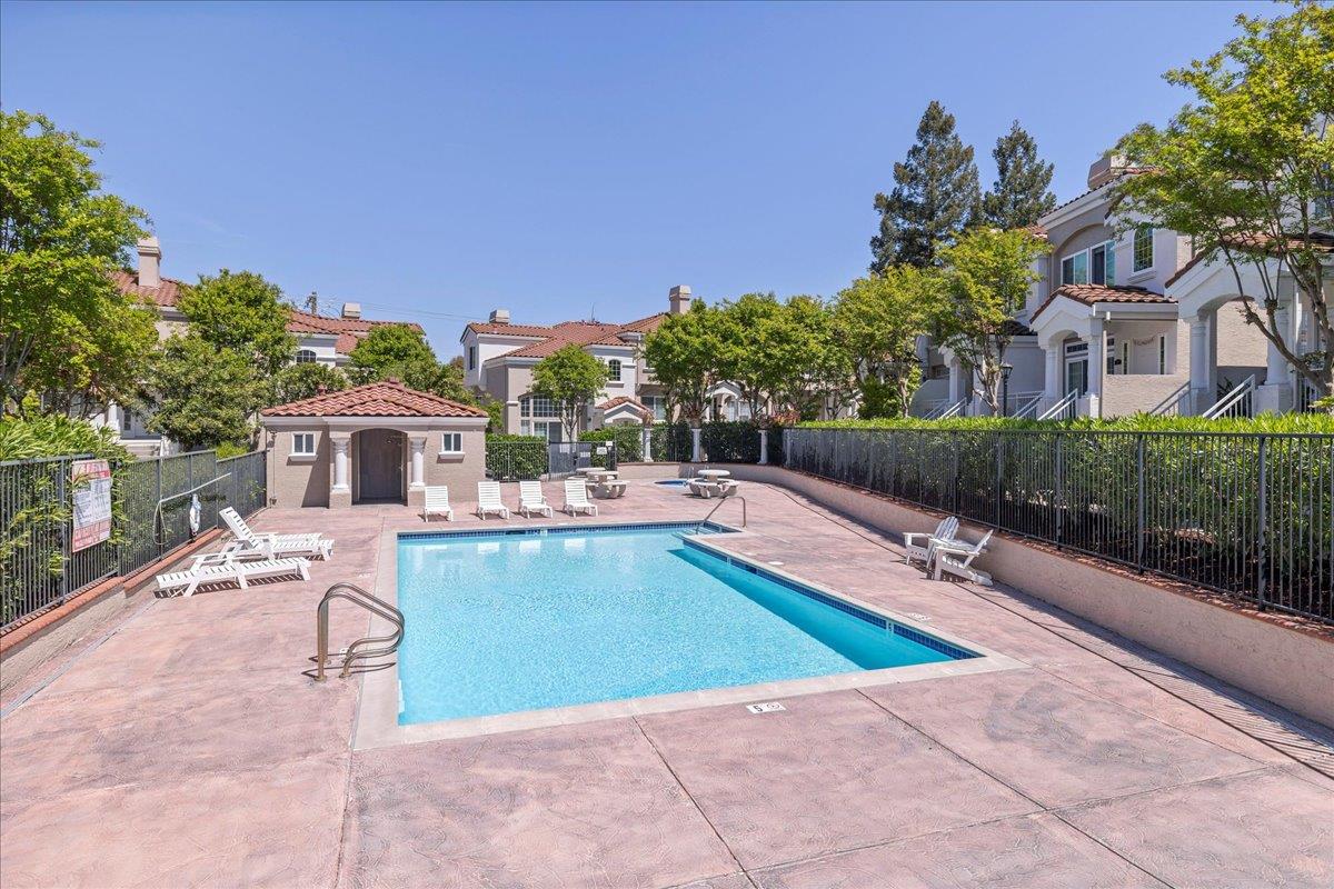 Detail Gallery Image 27 of 29 For 7003 Silver Brook Ct, San Jose,  CA 95120 - 4 Beds | 3 Baths