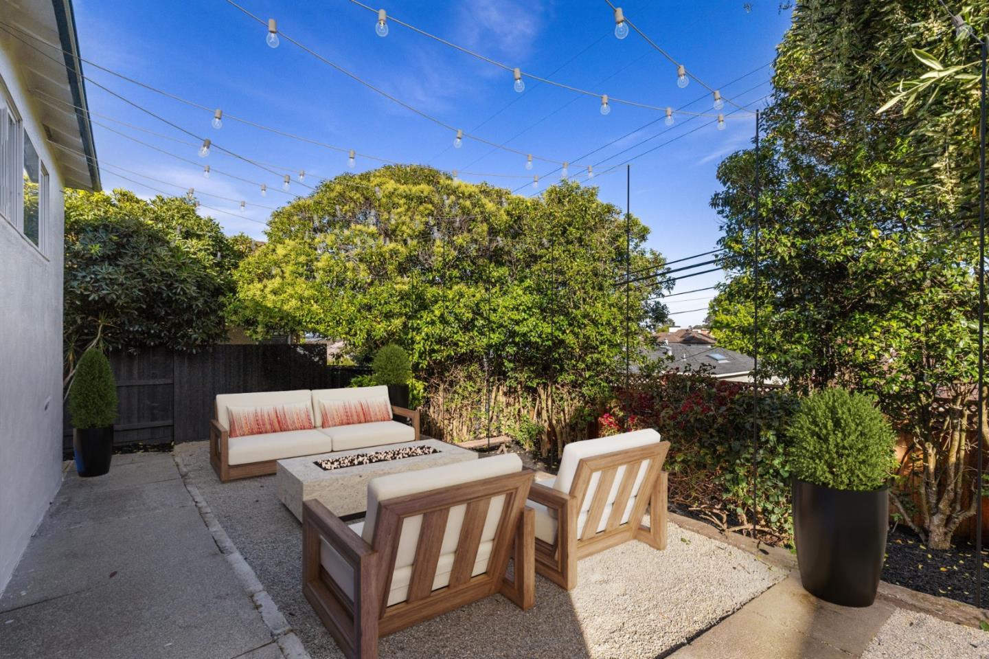 Detail Gallery Image 12 of 47 For 515 Helen Dr, Millbrae,  CA 94030 - 3 Beds | 2 Baths