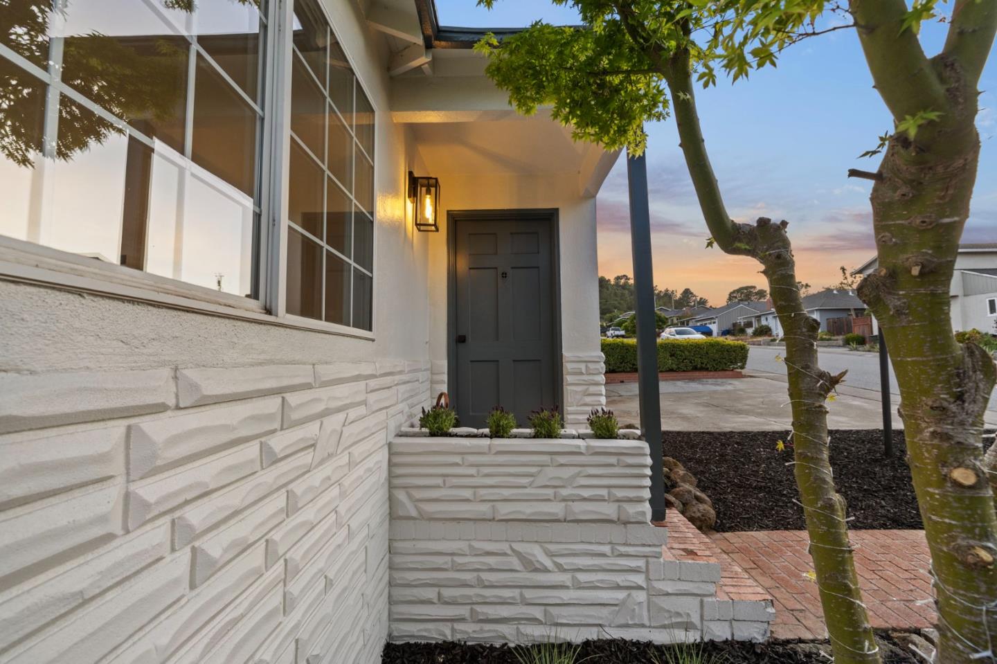 Detail Gallery Image 3 of 47 For 515 Helen Dr, Millbrae,  CA 94030 - 3 Beds | 2 Baths