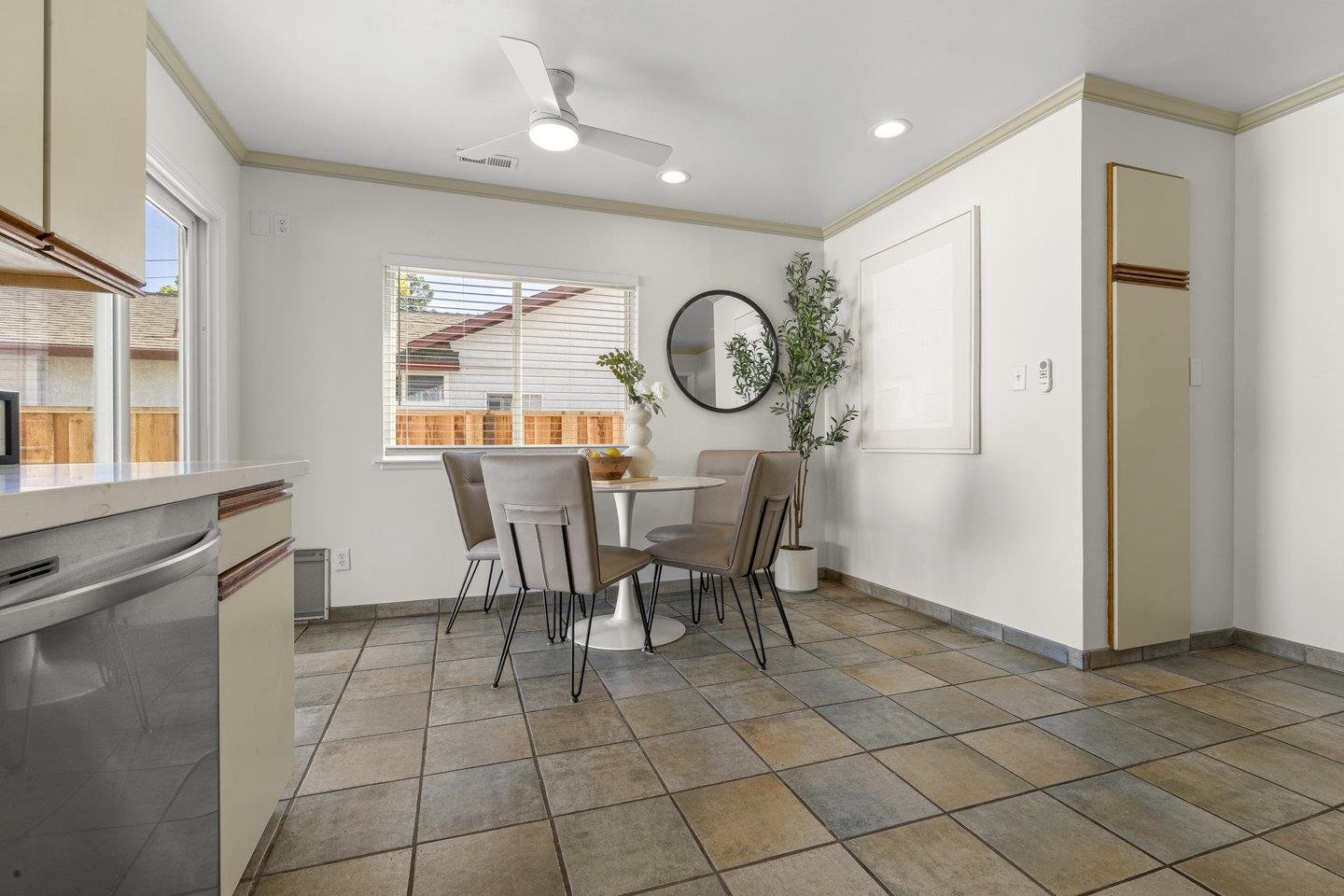 Detail Gallery Image 14 of 41 For 14596 Jacksol Dr, San Jose,  CA 95124 - 3 Beds | 2 Baths